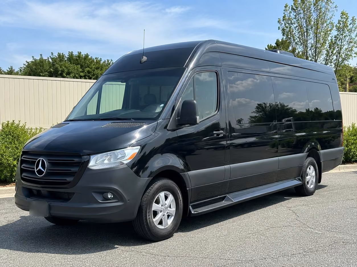 14 passenger sprinter limousine