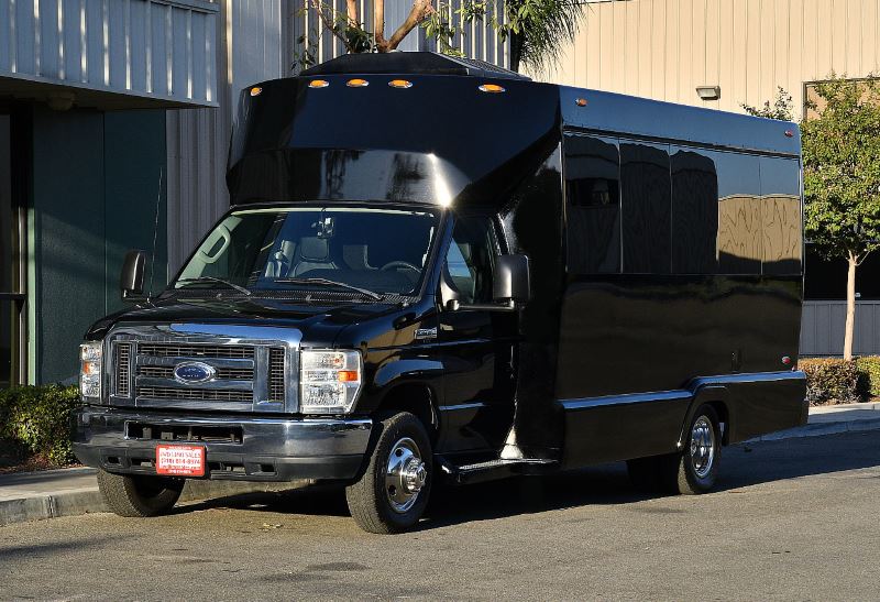 Key West 25 Passenger Party Bus
